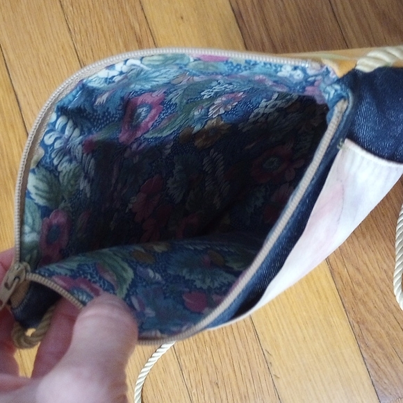 Handmade Purse - Picture 4 of 6